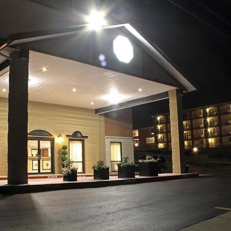 Grand View Inn & Suites Branson Exteriör bild